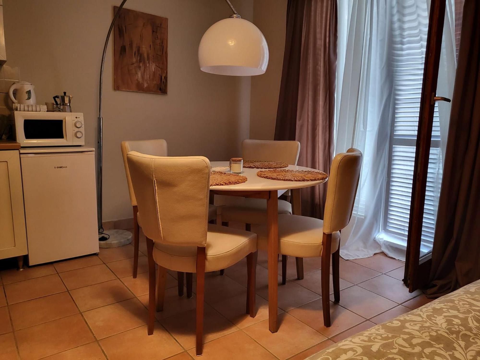 Apartments Grgic Нивице Экстерьер фото